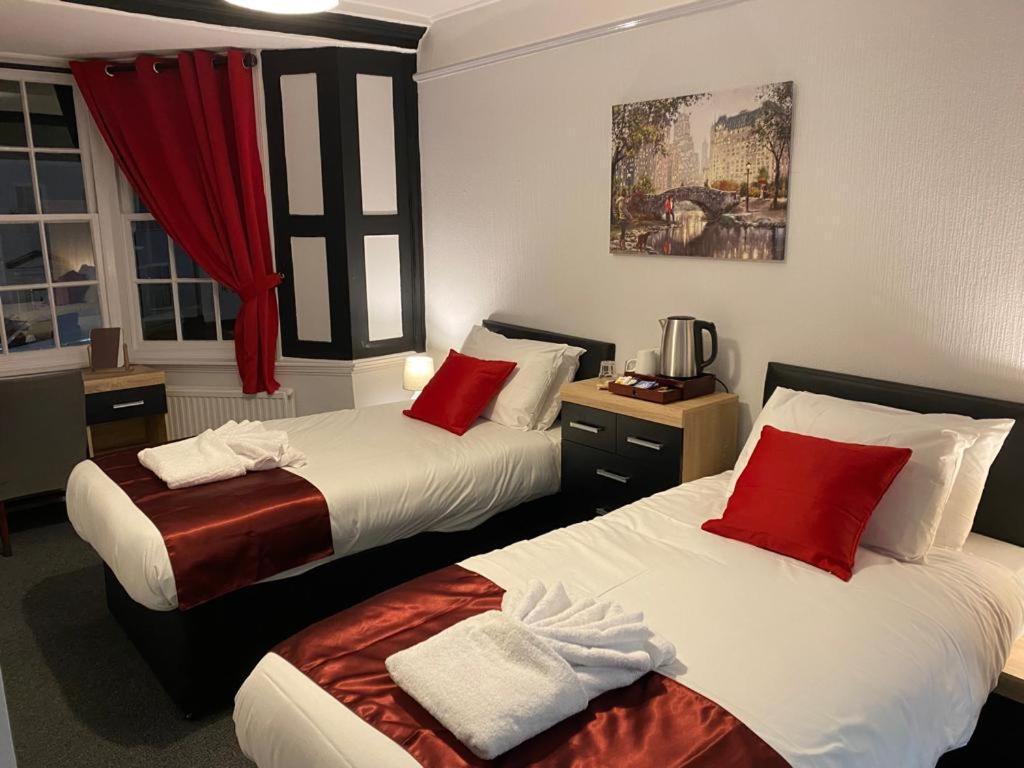 Bugle Hotel Titchfield Exterior foto